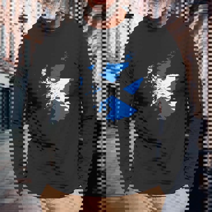 スコットランドの地図と旗の胸のロゴ スコットランドのお土産 長袖Tシャツ 高齢者への贈り物