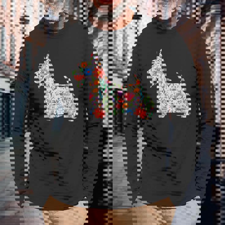 スコティッシュテリア水彩フラワーデザイン。 長袖Tシャツ 高齢者への贈り物