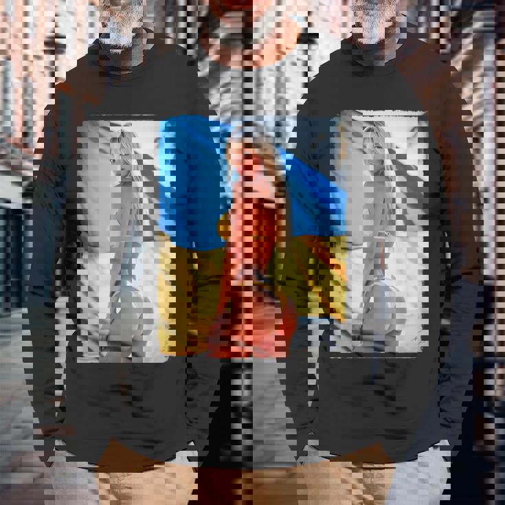 セクシーガールグラフィックtシャツ 「モダンピンナップガール&ウクライナ国旗2」 長袖Tシャツ 高齢者への贈り物