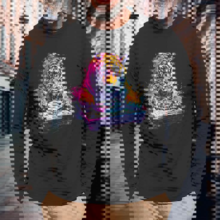 タイガーミュージック Dj ターンテーブル Dj タイガーテクノ ダンスクラブ ハウス 長袖Tシャツ 高齢者への贈り物