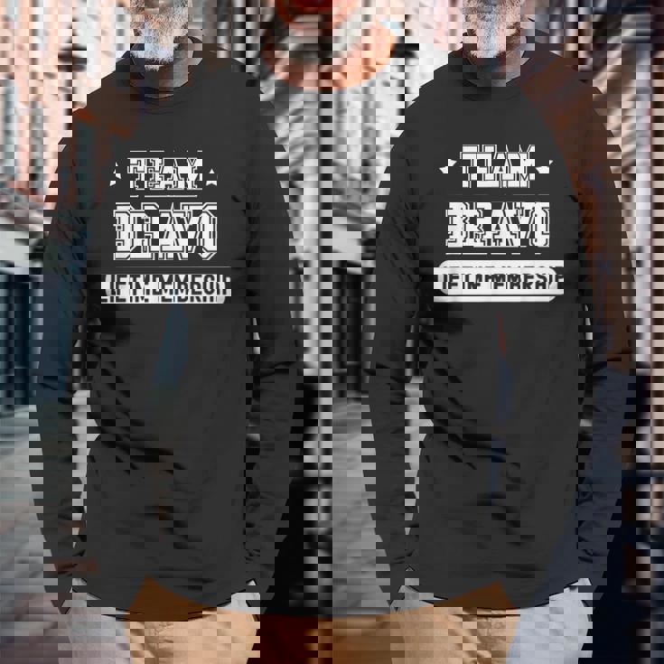 チーム ブラボ 生涯会員 面白い 家族 姓 長袖Tシャツ 高齢者への贈り物