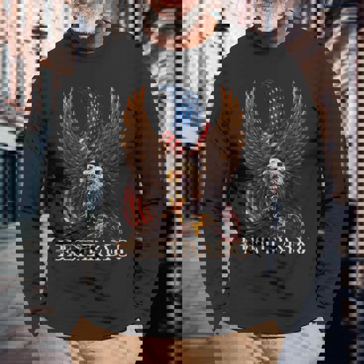 デスペラードカウボーイイーグル 長袖Tシャツ 高齢者への贈り物