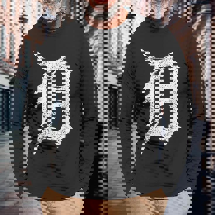 デトロイトグラフィック D ディストレスト グランジ モーターシティ 長袖Tシャツ 高齢者への贈り物
