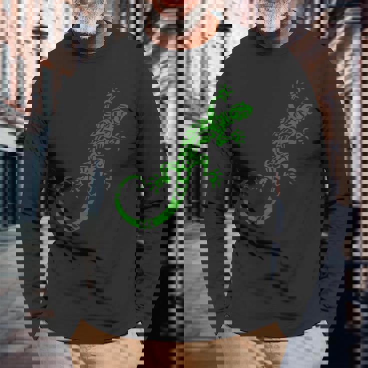 トカゲ グリーン トライバル パターン ペット ヤモリ アニマル 長袖Tシャツ 高齢者への贈り物