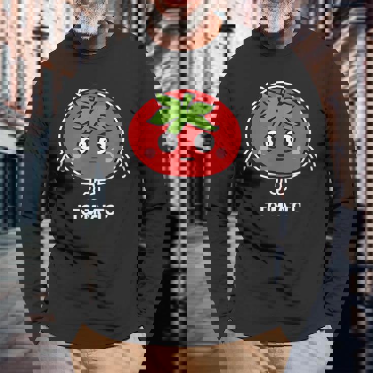 トマト 顔 イラスト かわいい おもしろ 面白い 簡単 シンプル ゆるい 野菜 長袖Tシャツ 高齢者への贈り物