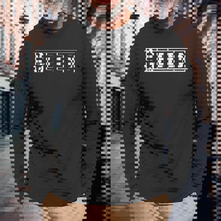 ニード・ウィード・ファニー 420 ガンジャ・ストーナー 長袖Tシャツ 高齢者への贈り物