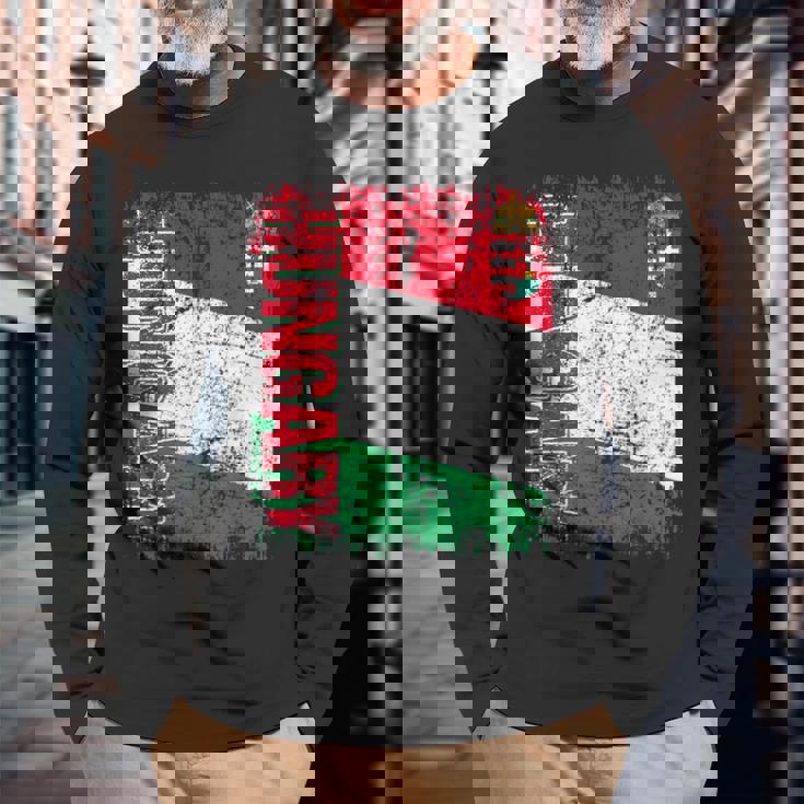 ハンガリー 旗 大 国旗 メンズ レディース キッズ ハンガリー 長袖Tシャツ 高齢者への贈り物