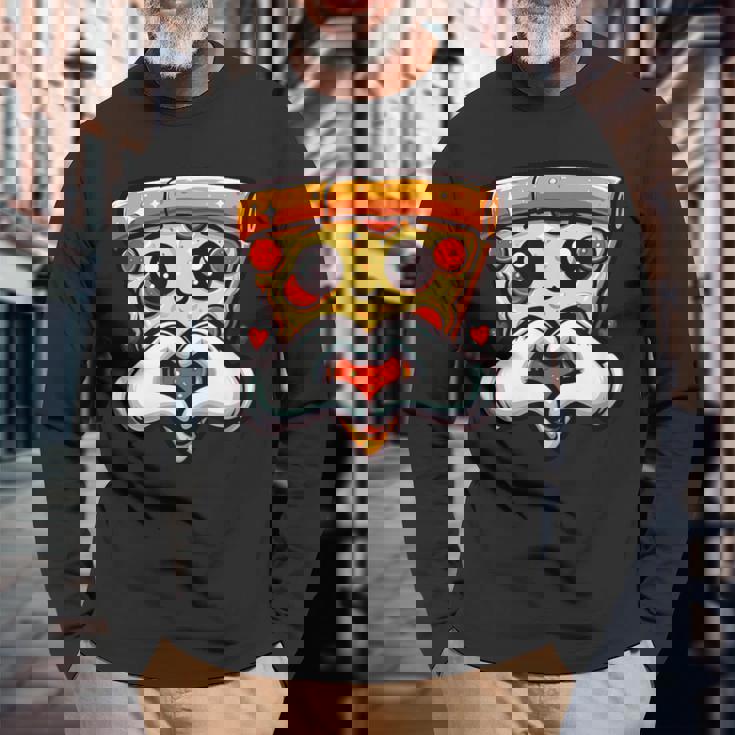 ハートの手でペパロニピザのスライス、かわいいピザ 長袖Tシャツ 高齢者への贈り物