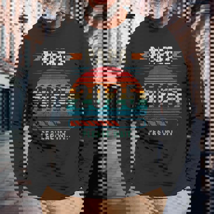 パパ 2025 出産報告 妊娠報告 父親になる人 長袖Tシャツ 高齢者への贈り物