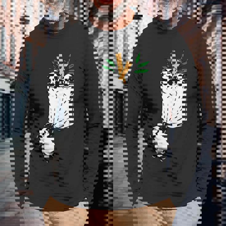 パンダのポケットに入ったパンダ 長袖Tシャツ 高齢者への贈り物