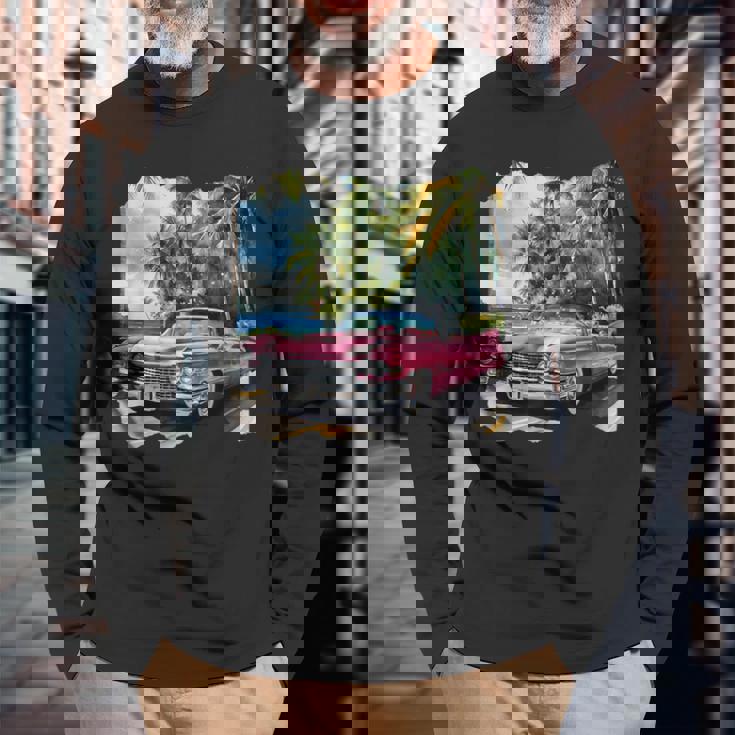 ピンク キャデラック ルックイン ビンテージビークル 長袖Tシャツ 高齢者への贈り物