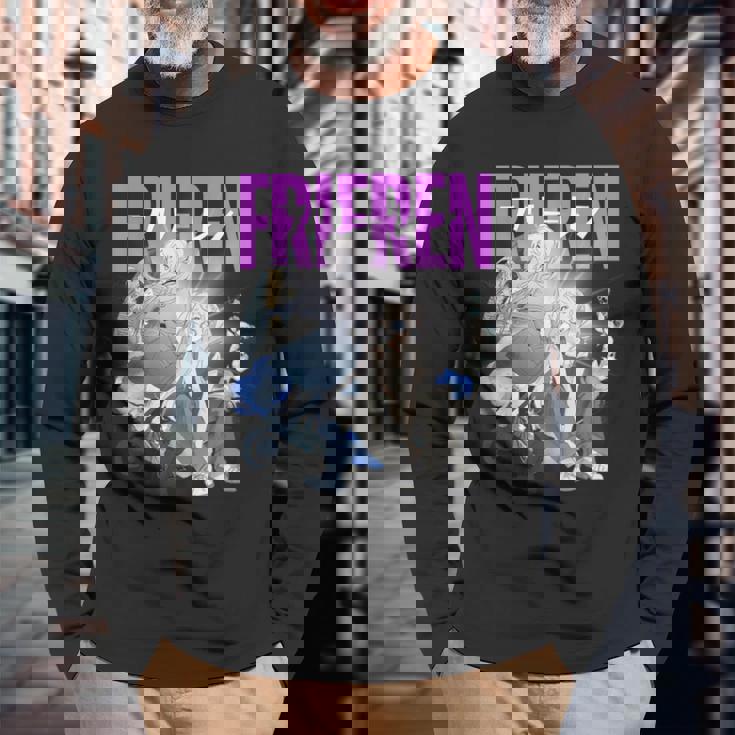 フリーレンと一緒にネモフィラの花園でくつろぐ時間。 長袖Tシャツ 高齢者への贈り物