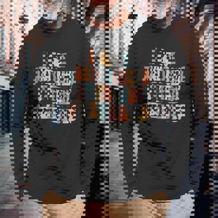 フレディ・フェイズベアーズのおもしろいミームでロボトミーされてしまった 長袖Tシャツ 高齢者への贈り物