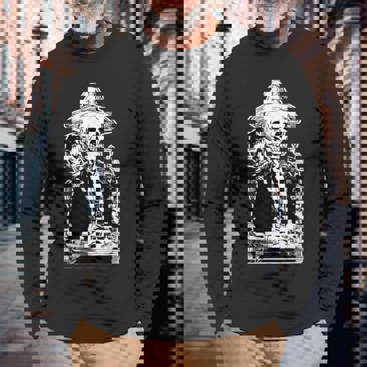 ホセ・グアダルーペ・ポサダ作 アルコール カラベラ 1888 長袖Tシャツ 高齢者への贈り物