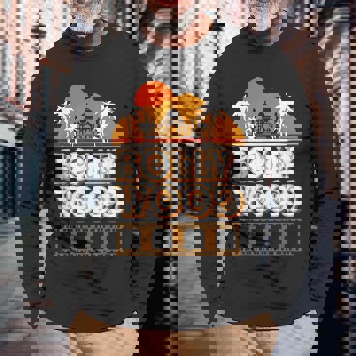 ボリウッド 映画愛好家 ヒンディーシネマ ヴィンテージ インド70年代インド 長袖Tシャツ 高齢者への贈り物