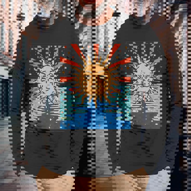 ボーホー 太陽と月 天体 三日月 フェイズ 長袖Tシャツ 高齢者への贈り物