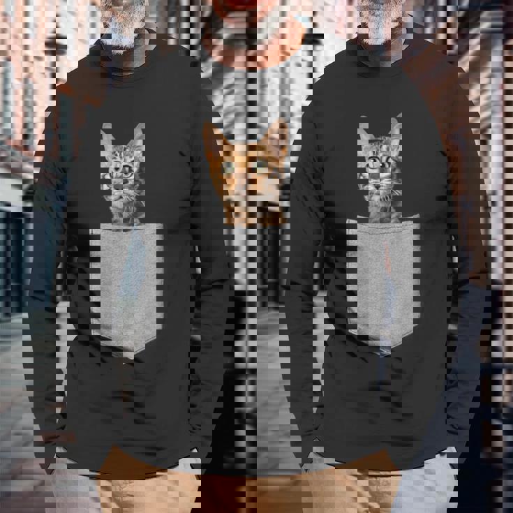 ポケットに入った面白いベンガルキャット かわいい子猫 恋人 ギフト 長袖Tシャツ 高齢者への贈り物