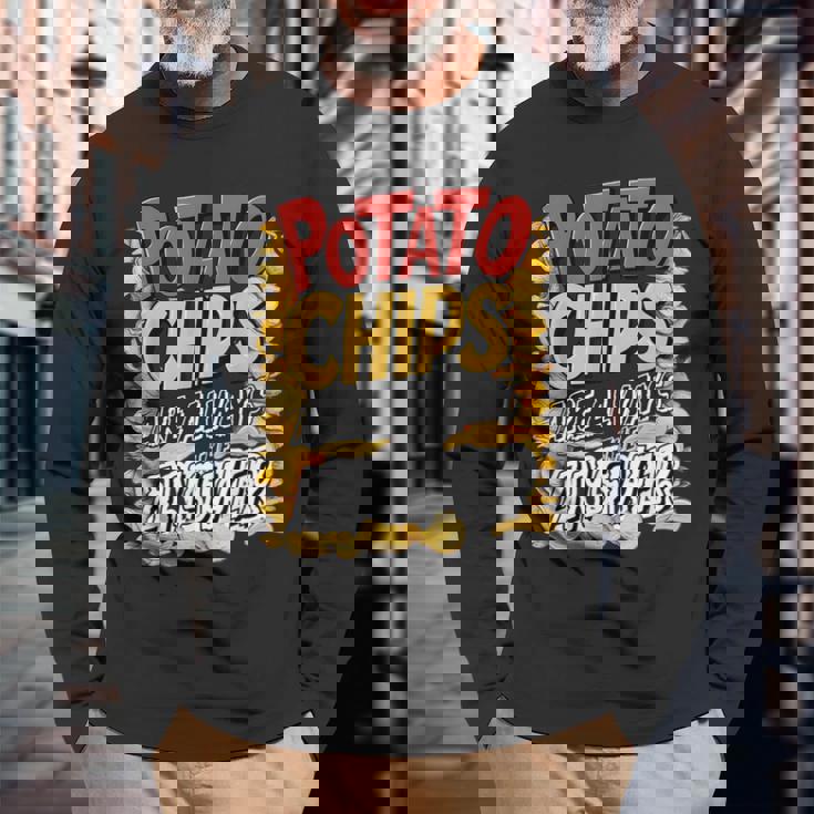 ポテトチップスは常に答えです スナック愛好家 ポテトチップス 長袖Tシャツ 高齢者への贈り物