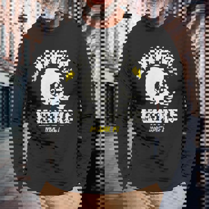 マムート・レコード 長袖Tシャツ 高齢者への贈り物