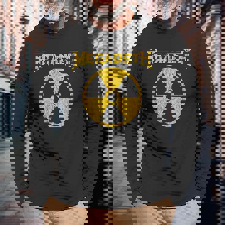 メガデス核 長袖Tシャツ 高齢者への贈り物