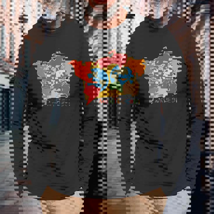 モンテッソーリ大陸の地図 長袖Tシャツ 高齢者への贈り物