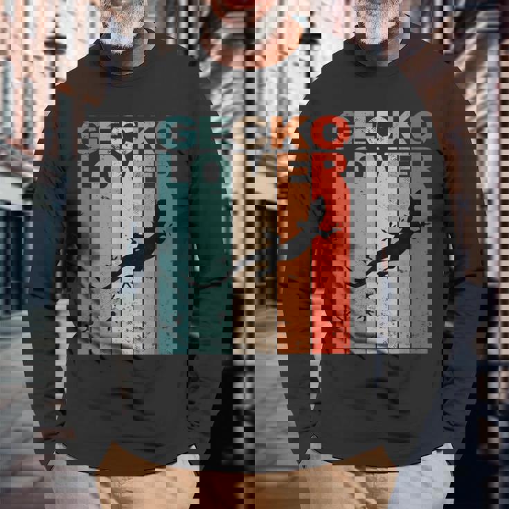 ヤモリの恋人 トカゲ 爬虫類 サラマンダー ペット 長袖Tシャツ 高齢者への贈り物