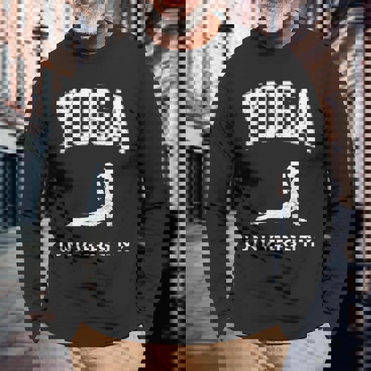 ヨガ 大学 大学 面白い 長袖Tシャツ 高齢者への贈り物