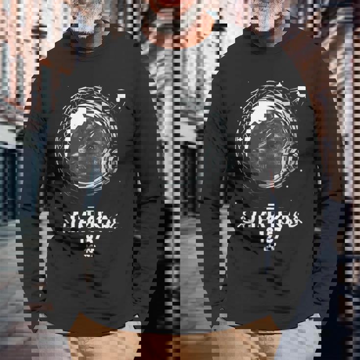 ライカ 1957 ソビエト連邦 長袖Tシャツ 高齢者への贈り物