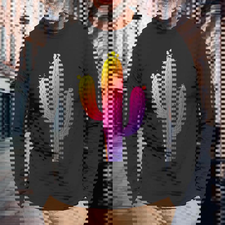 レインボーサボテン 砂漠の夕日と太陽の雰囲気 長袖Tシャツ 高齢者への贈り物