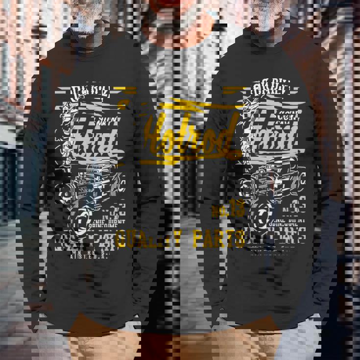 レトロなヴィンテージスタイルのホットロッドデザイン。 長袖Tシャツ 高齢者への贈り物