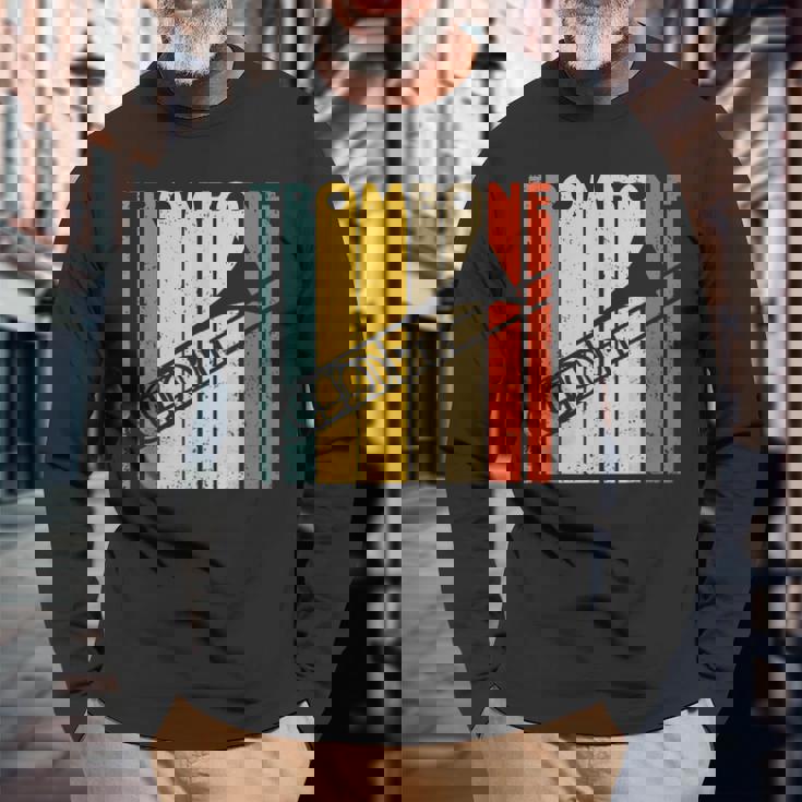 レトロトロンボーン I 吹奏楽部 I ミュージシャン I トロンボーン 長袖Tシャツ 高齢者への贈り物