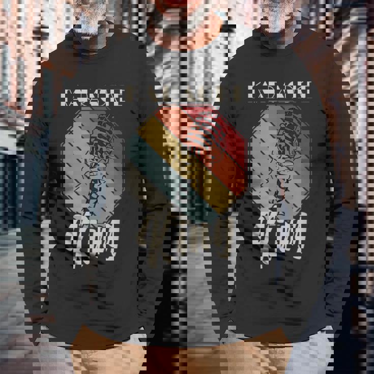 レトロ・カラオケ・シング・パーティー・ミュージック For Karaoke King 長袖Tシャツ 高齢者への贈り物