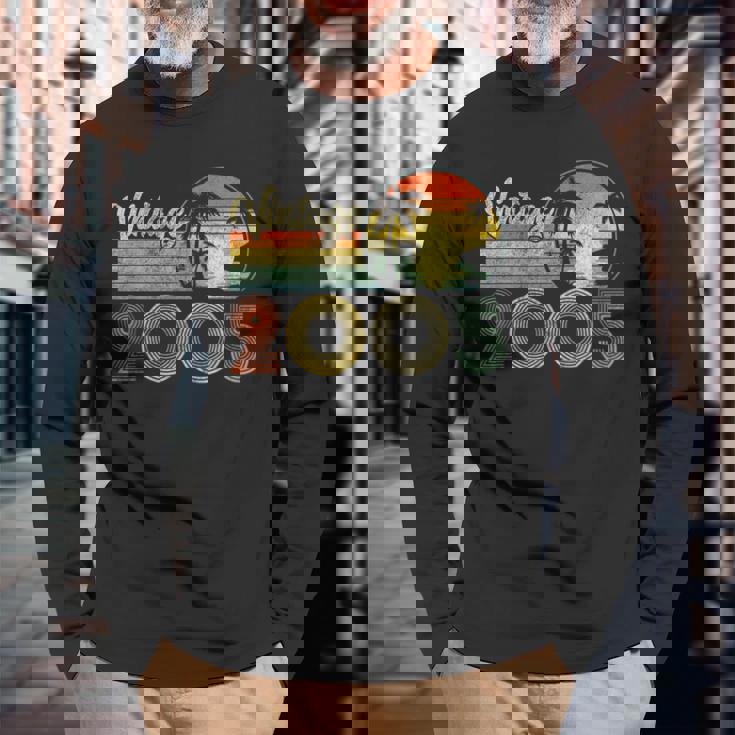 ヴィンテージ 2005 Born In 2005 20歳の誕生日プレゼント 20歳 長袖Tシャツ 高齢者への贈り物