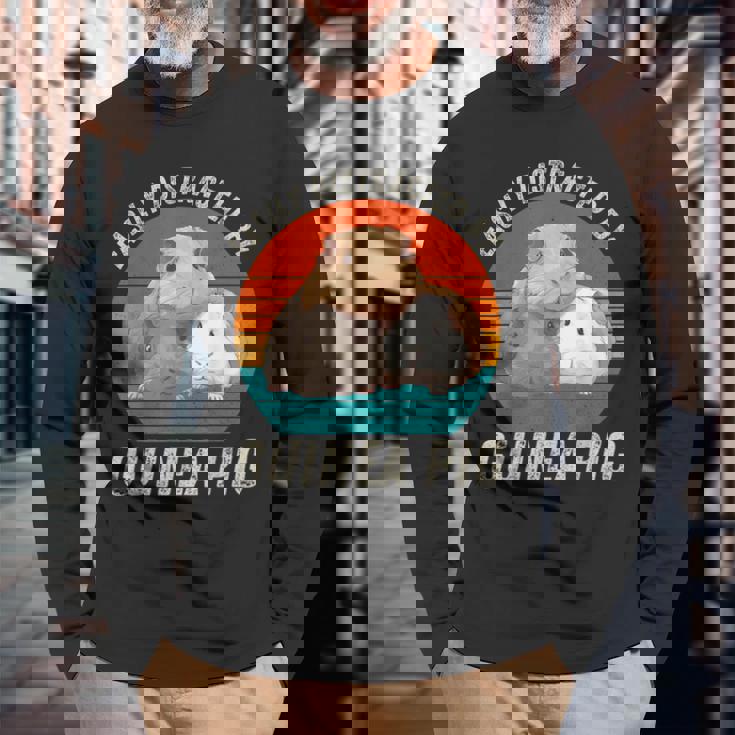 ヴィンテージ Easy Distracted By モルモット レトロ モルモット 長袖Tシャツ 高齢者への贈り物