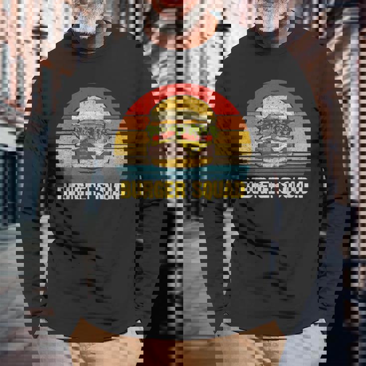 ヴィンテージ バーガー スクワッド チーズバーガー ハンバーガー 恋人へのギフトに 長袖Tシャツ 高齢者への贈り物