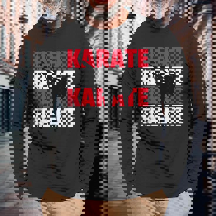 ヴィンテージ 空手 日本の格闘技 空手 スポーツ トレーニング 長袖Tシャツ 高齢者への贈り物