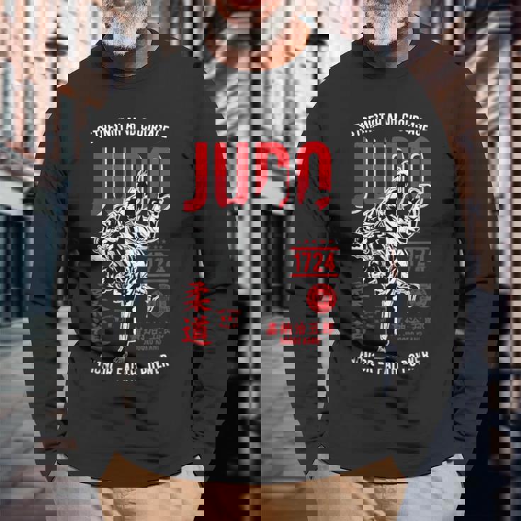 ヴィンテージカー 柔道 柔術 格闘技 総合格闘技 トレーニング 長袖Tシャツ 高齢者への贈り物