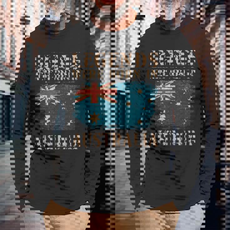 ヴィンテージデザインオーストラリア国旗オーストラリア 長袖Tシャツ 高齢者への贈り物