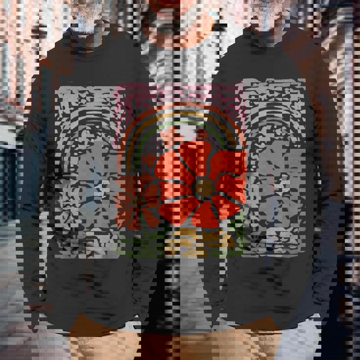 ヴィンテージフラワーレトロルックナチュラルヒッピーバイブ。 長袖Tシャツ 高齢者への贈り物