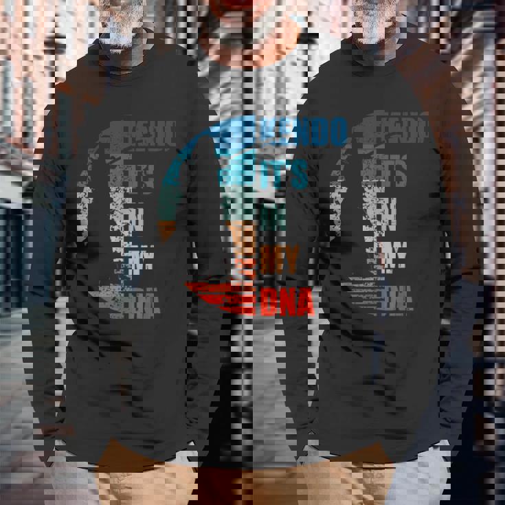 剣道 日本の武道 デザイン 長袖Tシャツ 高齢者への贈り物