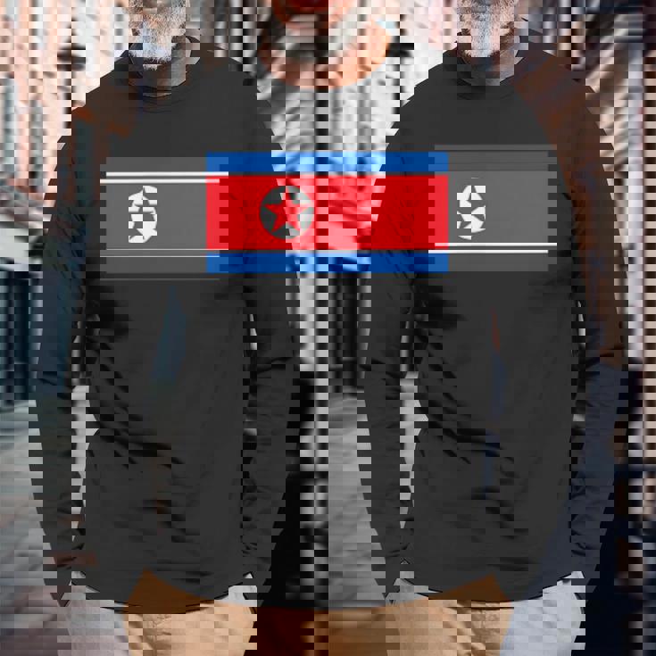 北朝鮮旗北朝鮮ピョンヤン。 長袖Tシャツ 高齢者への贈り物