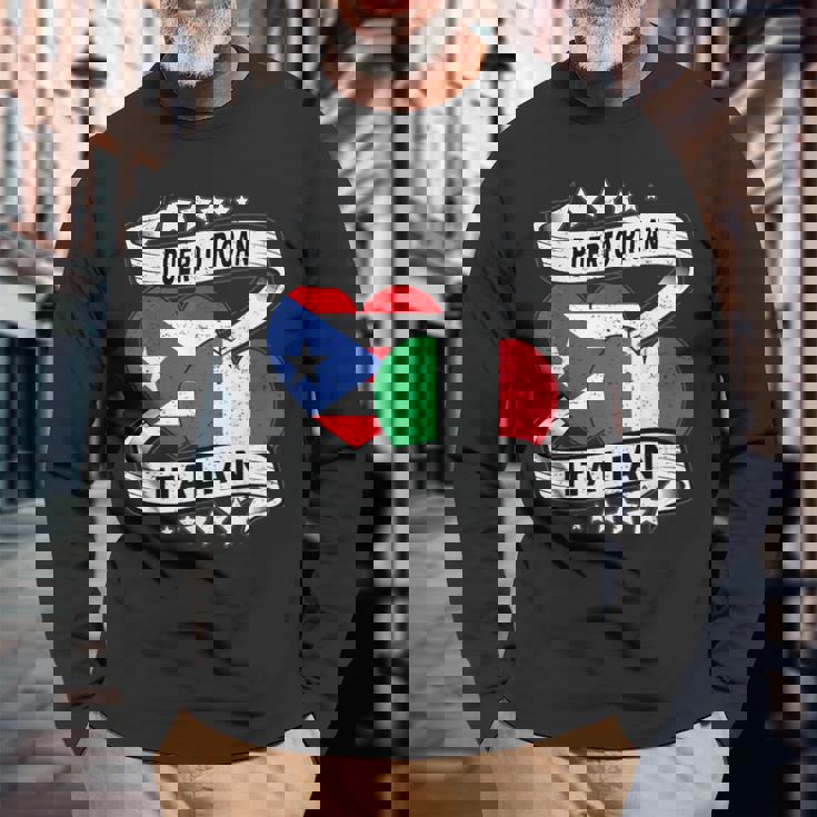 半分イタリア半分プエルトリコの国旗 ハート イタリア プエルトリコ 長袖Tシャツ 高齢者への贈り物