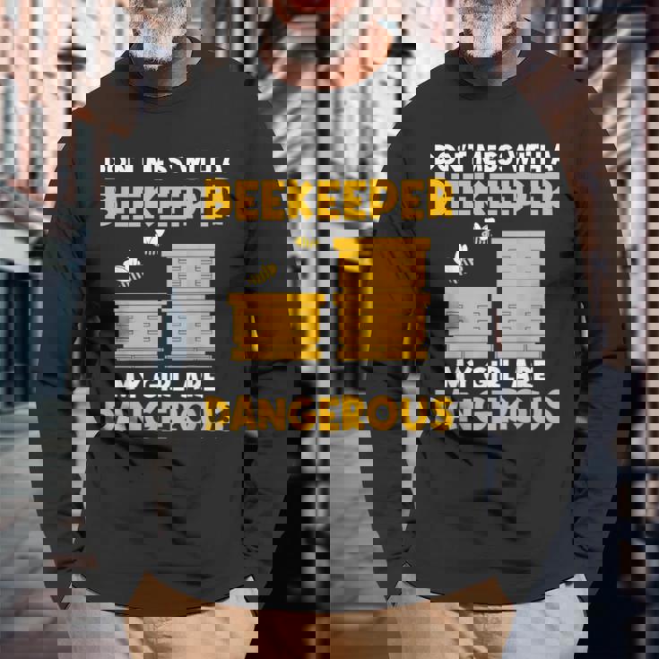 収穫養蜂家 これらを植えてミツバチを救いましょう 長袖Tシャツ 高齢者への贈り物