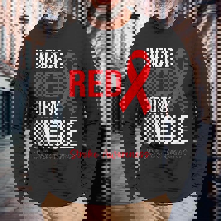 叔父さんの脳卒中啓発のために赤を着ています 長袖Tシャツ 高齢者への贈り物