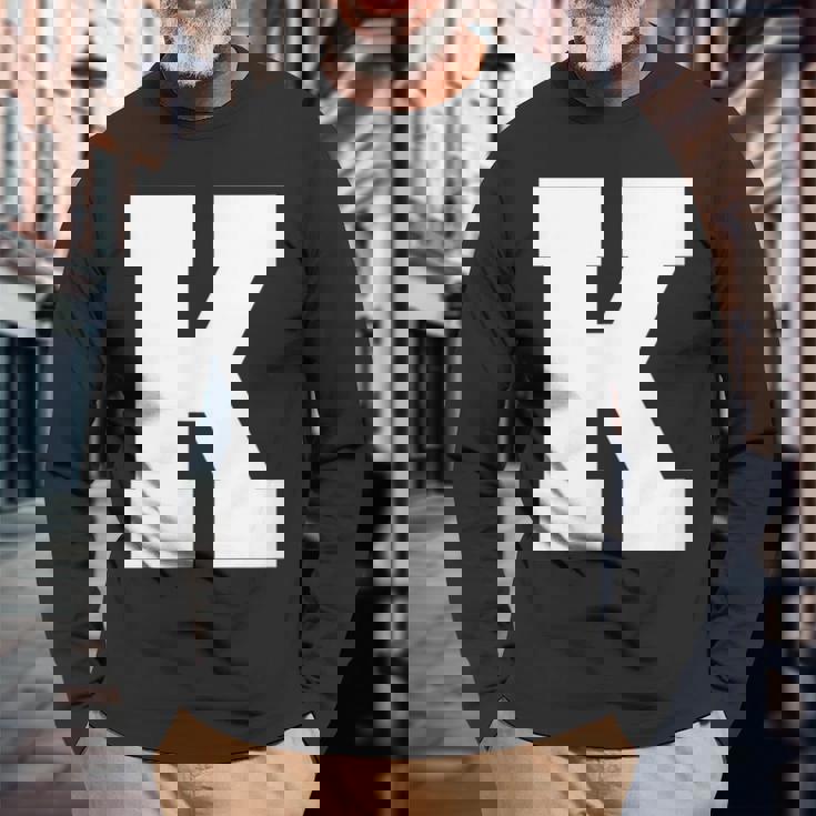 大文字 K アルファベットモノグラム イニシャル 長袖Tシャツ 高齢者への贈り物