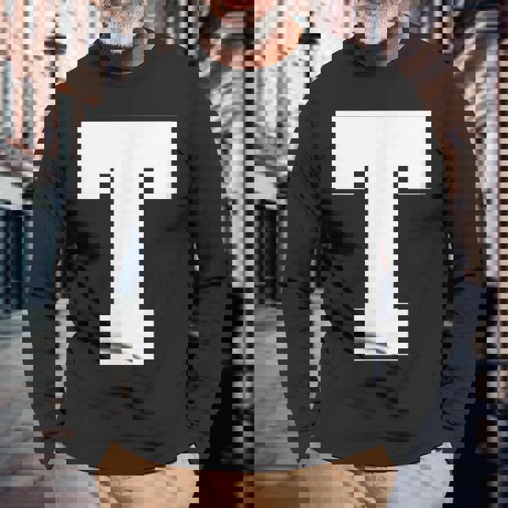 大文字tアルファベットモノグラムイニシャル 長袖Tシャツ 高齢者への贈り物