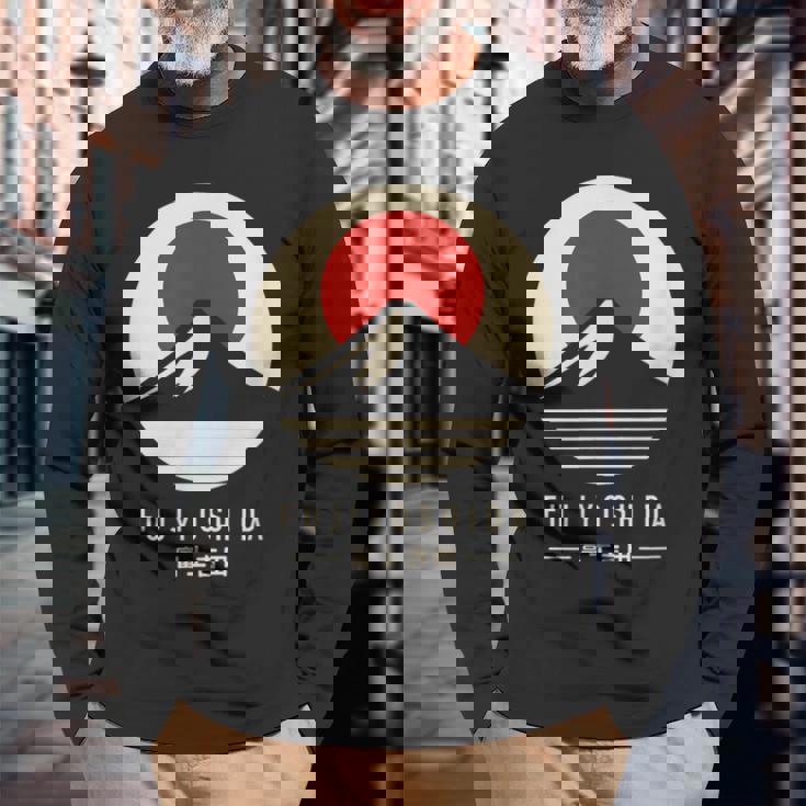 富士吉田 日本 長袖Tシャツ 高齢者への贈り物