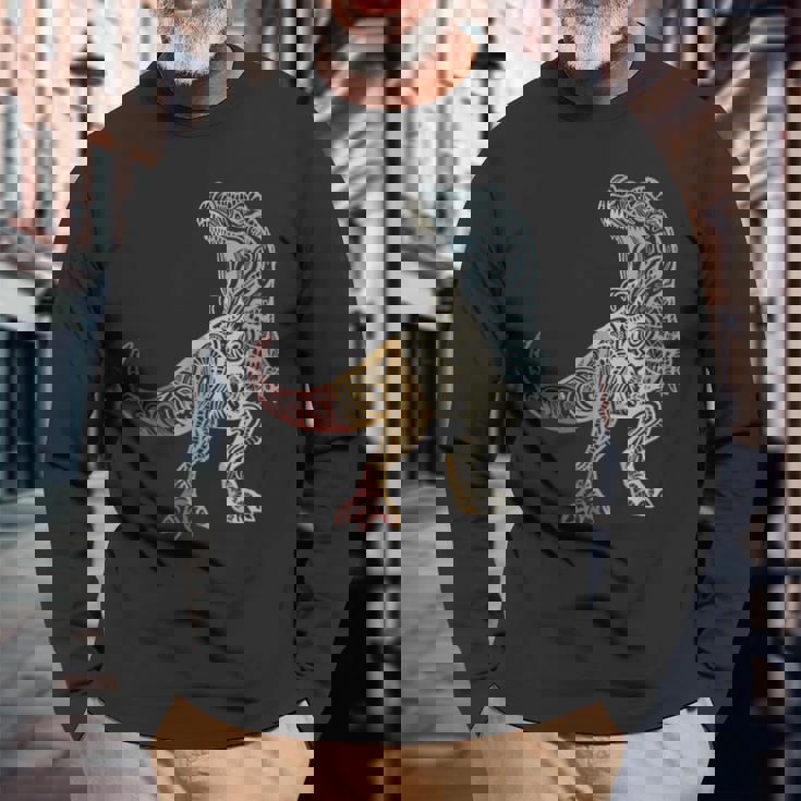 恐竜 レトロスタイル ビンテージ 長袖Tシャツ 高齢者への贈り物