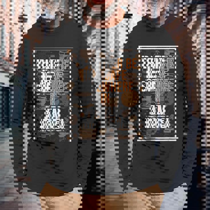 旅行とコーヒー愛好家 バタムインドネシア 長袖Tシャツ 高齢者への贈り物