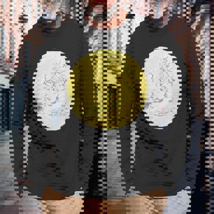 月 に映る 鳥獣戯画 兎 デザイン ウサギ うさぎ メンズ レディース キッズ 和風 和柄 グラフィック 長袖Tシャツ 高齢者への贈り物